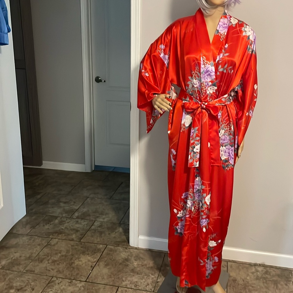 Best Quality Vintage Made in Japan Red Silk Kimono with attached belt OS